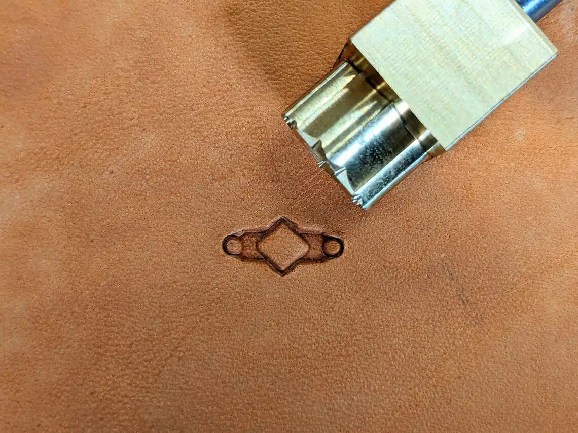 Western Diamond Border B7