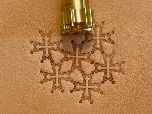 Geometric Cross B191