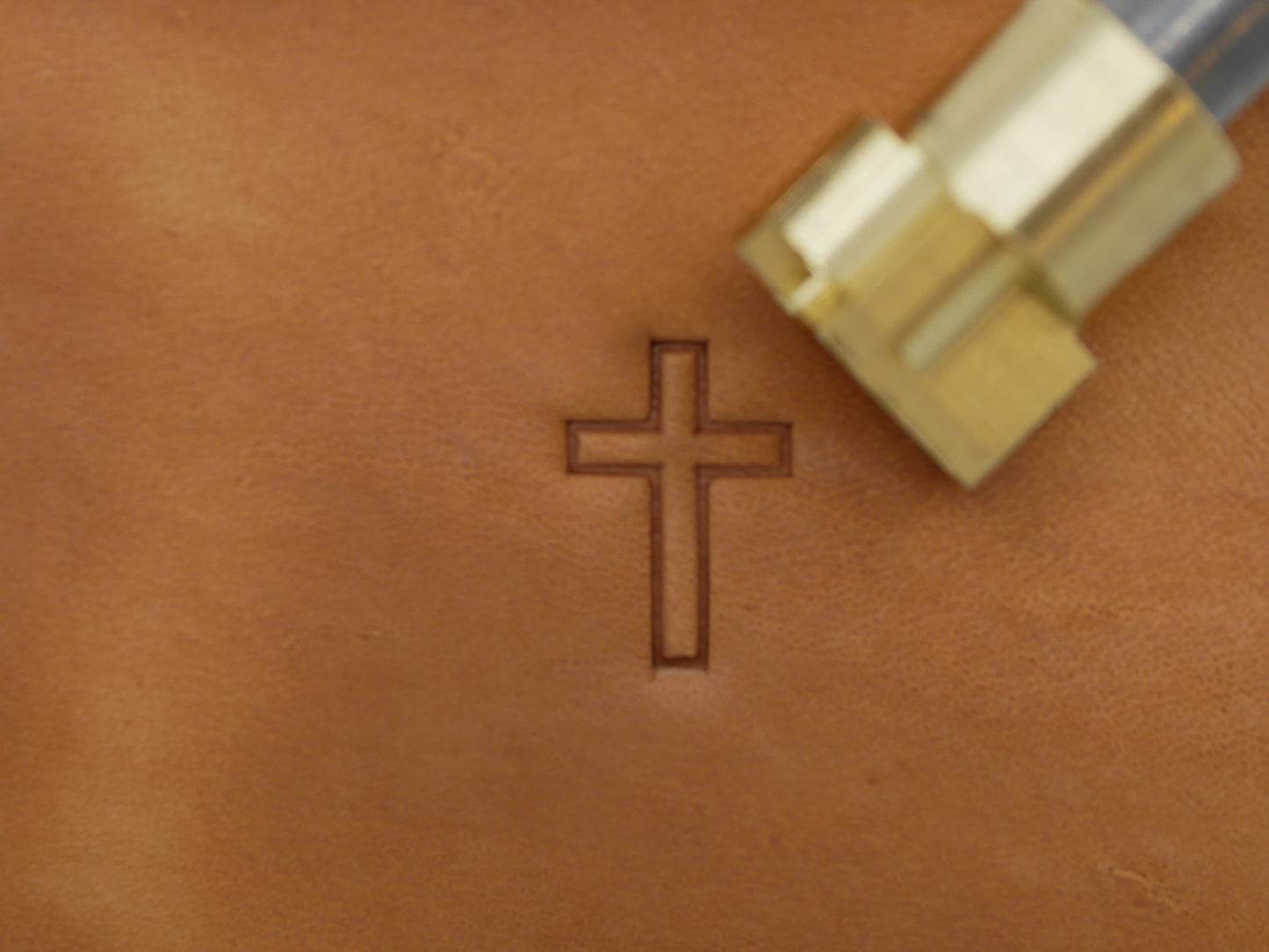 Hollow Cross B179