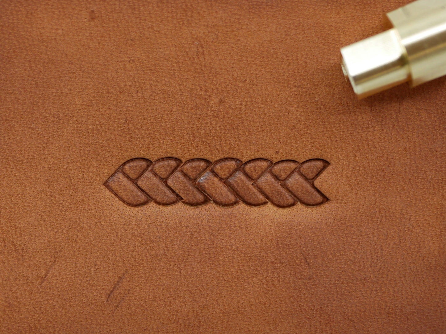 V-Braid Borders