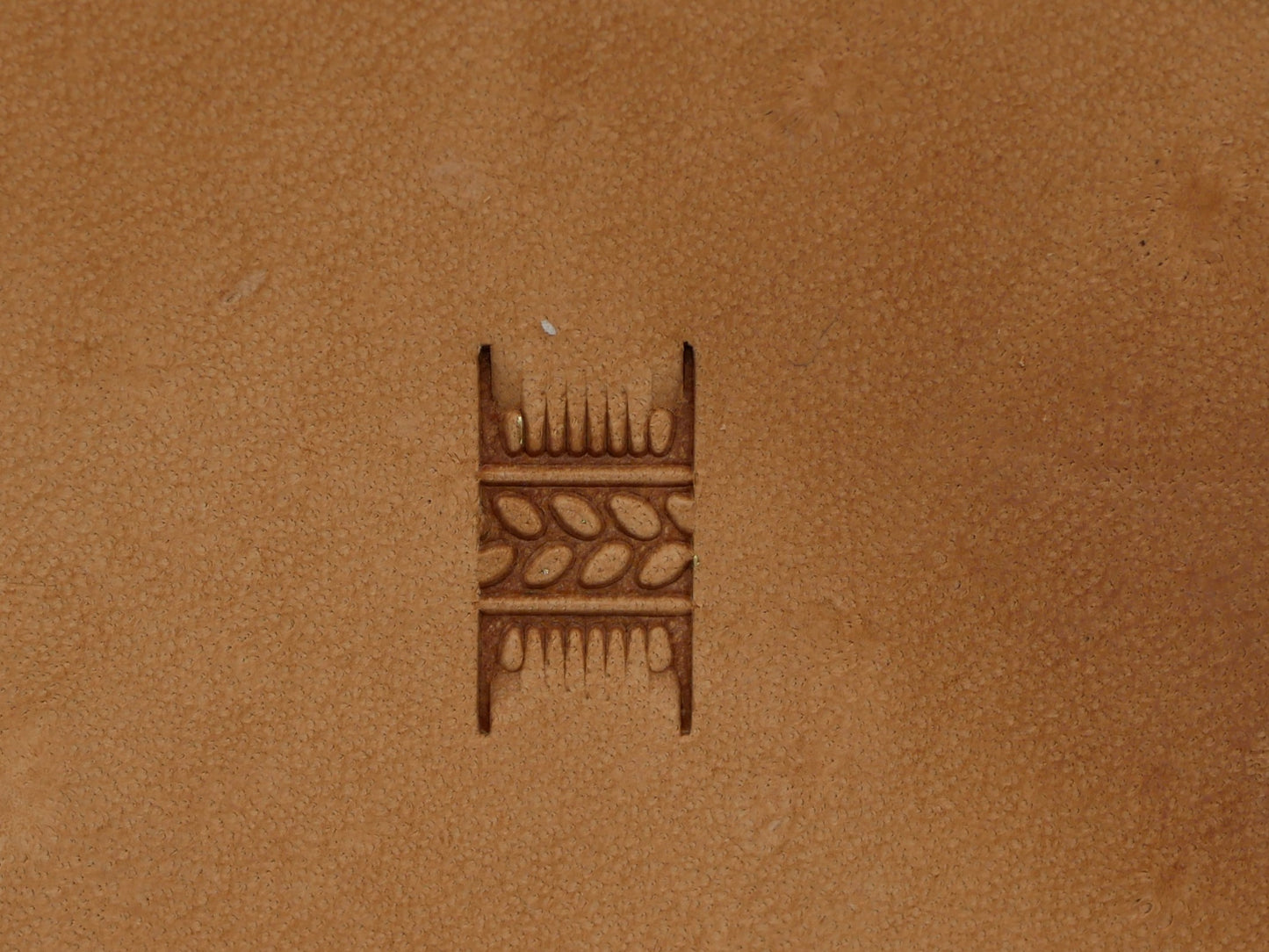 Braid Basket Weave B212