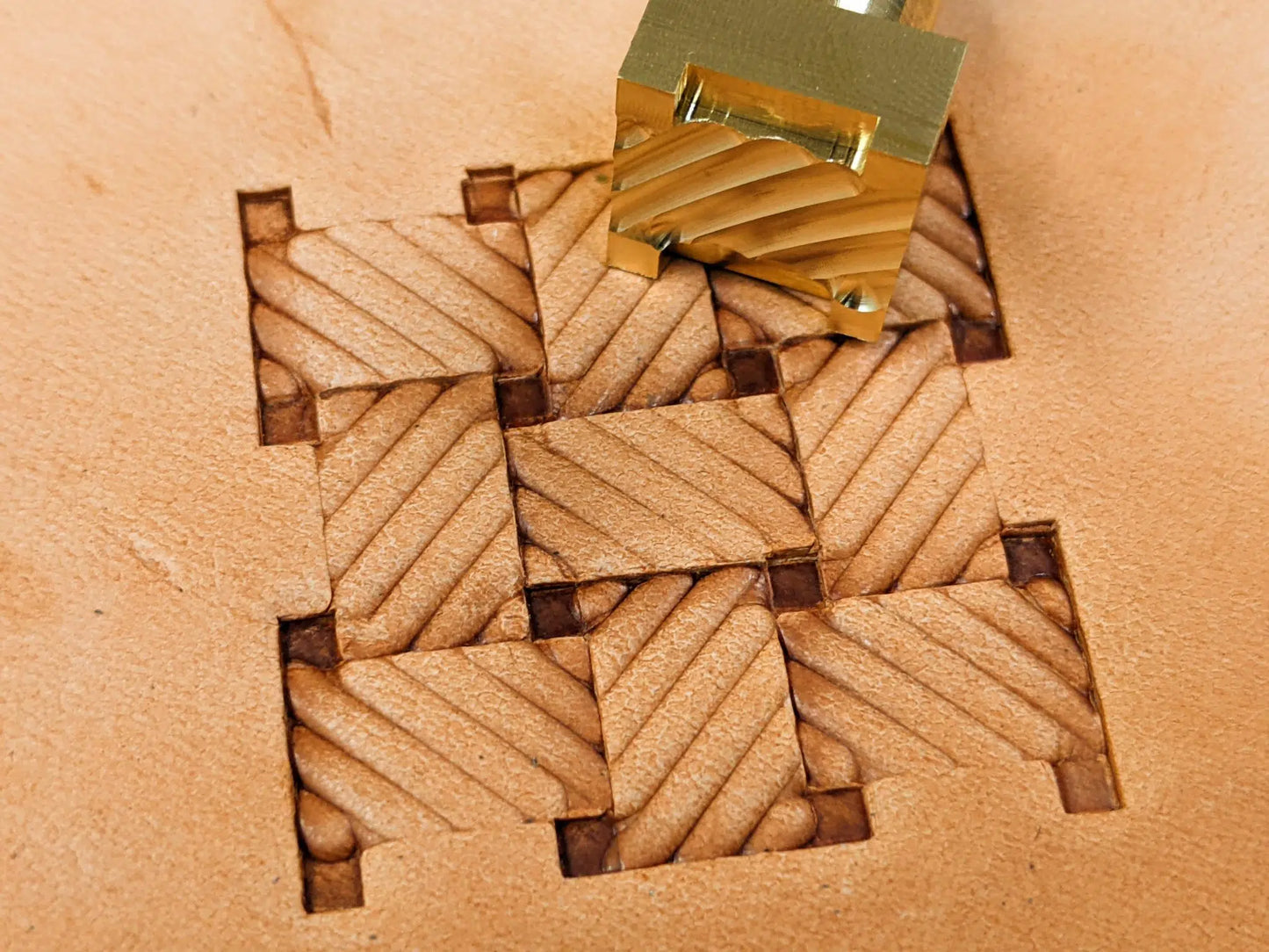 Rope Lattice Weave B76