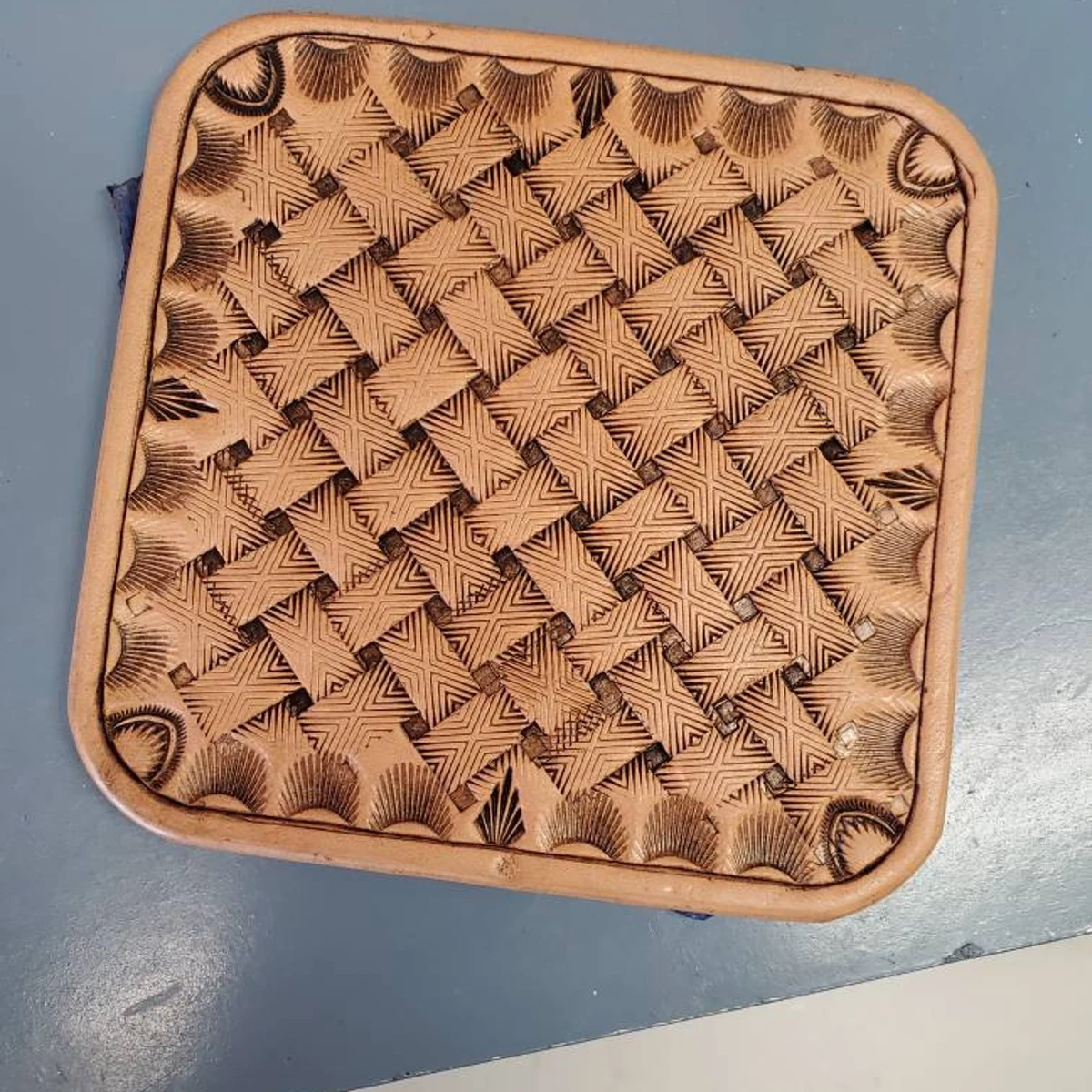 Lined Lattice Weaves