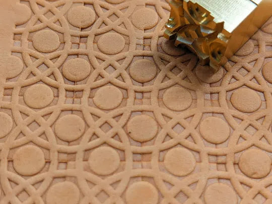 Arc Tile B17