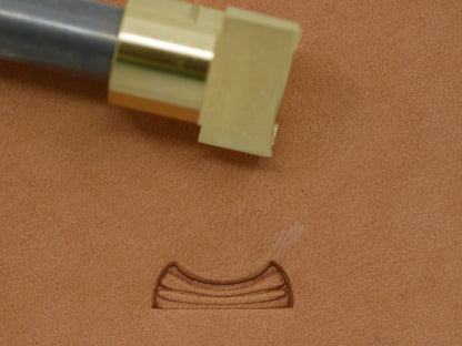 Classic Shell Weave Long Border B321