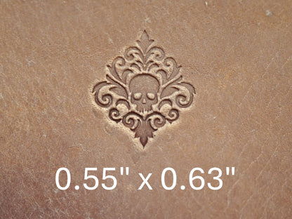 Gothic Skull Pattern B338