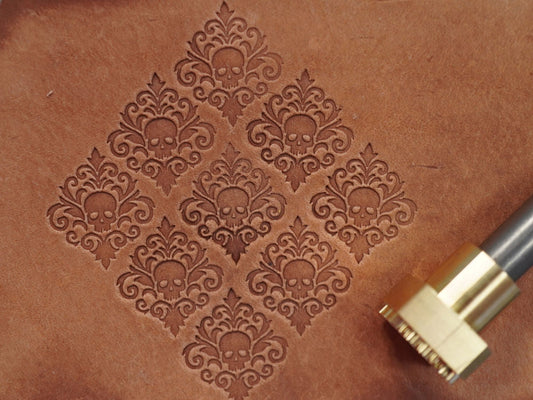 Gothic Skull Pattern B338