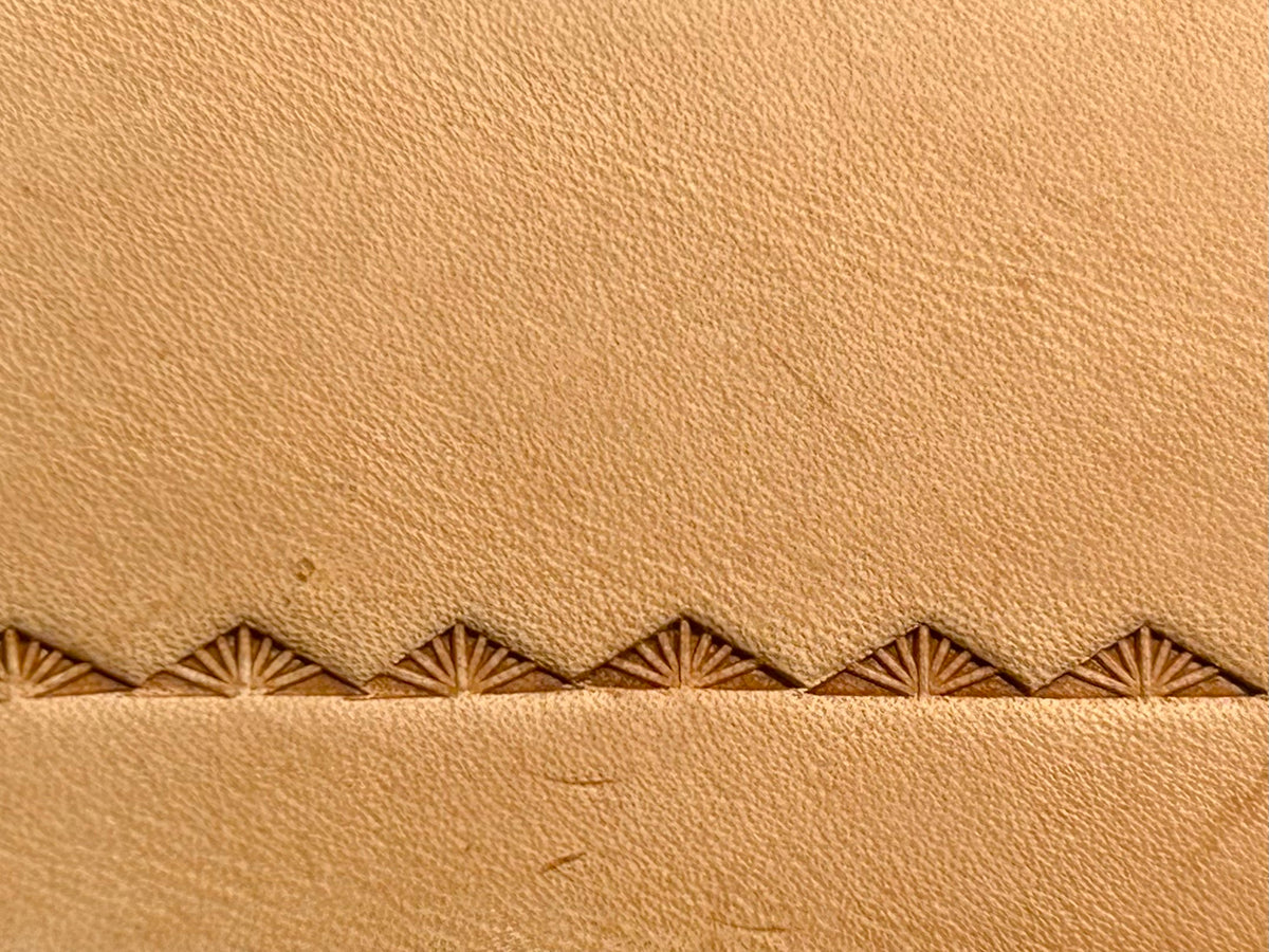 Small Sunburst Diamond Borderfill B177