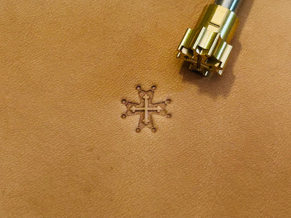 Geometric Cross B191