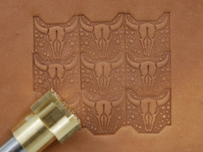 Longhorn Skull Geometric B250