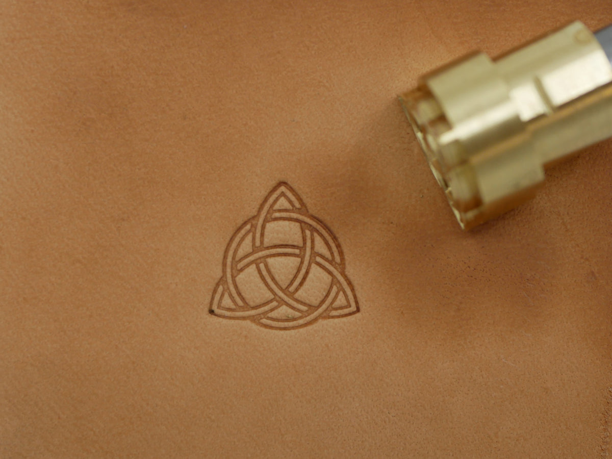 Triquetra Celtic Knots