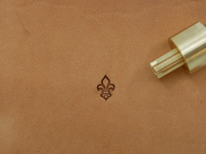 XS Fleur De Lis B228