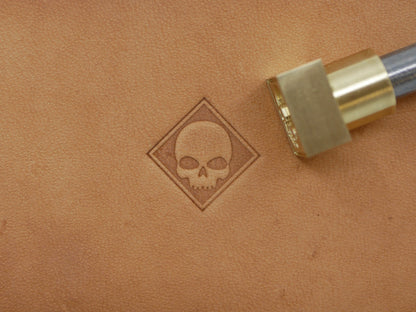 Geometric Skull B257