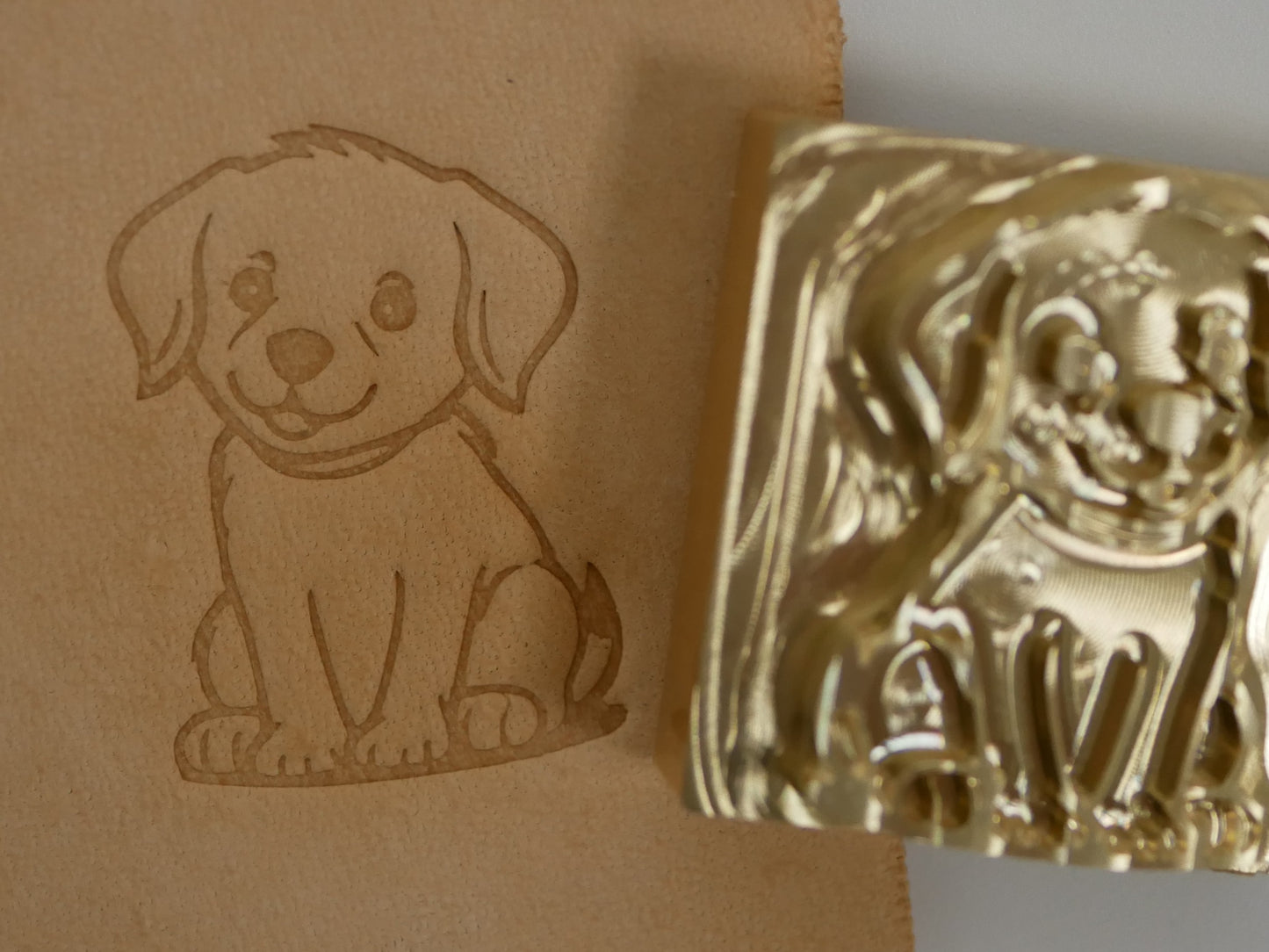 Golden Retriever Puppy Plate Stamp