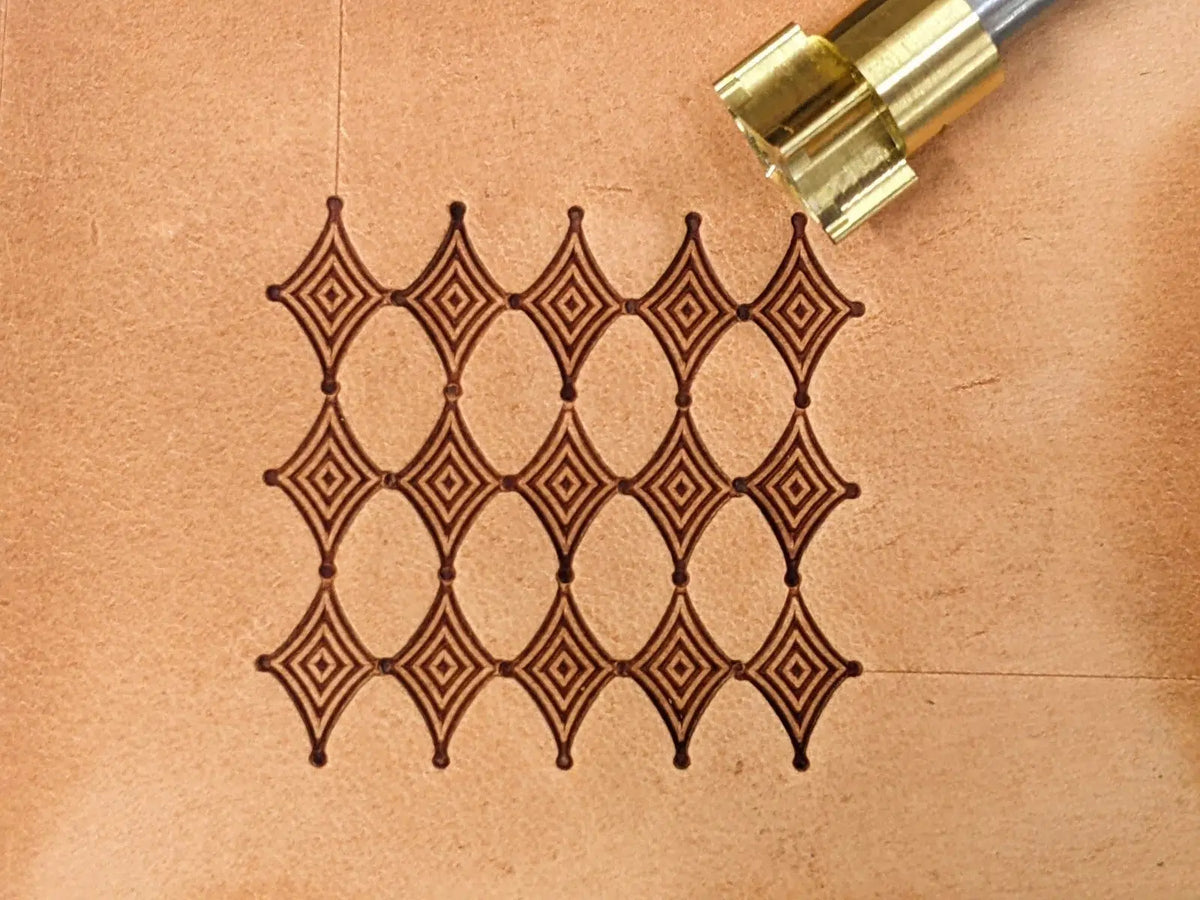Nested Box Diamond B92