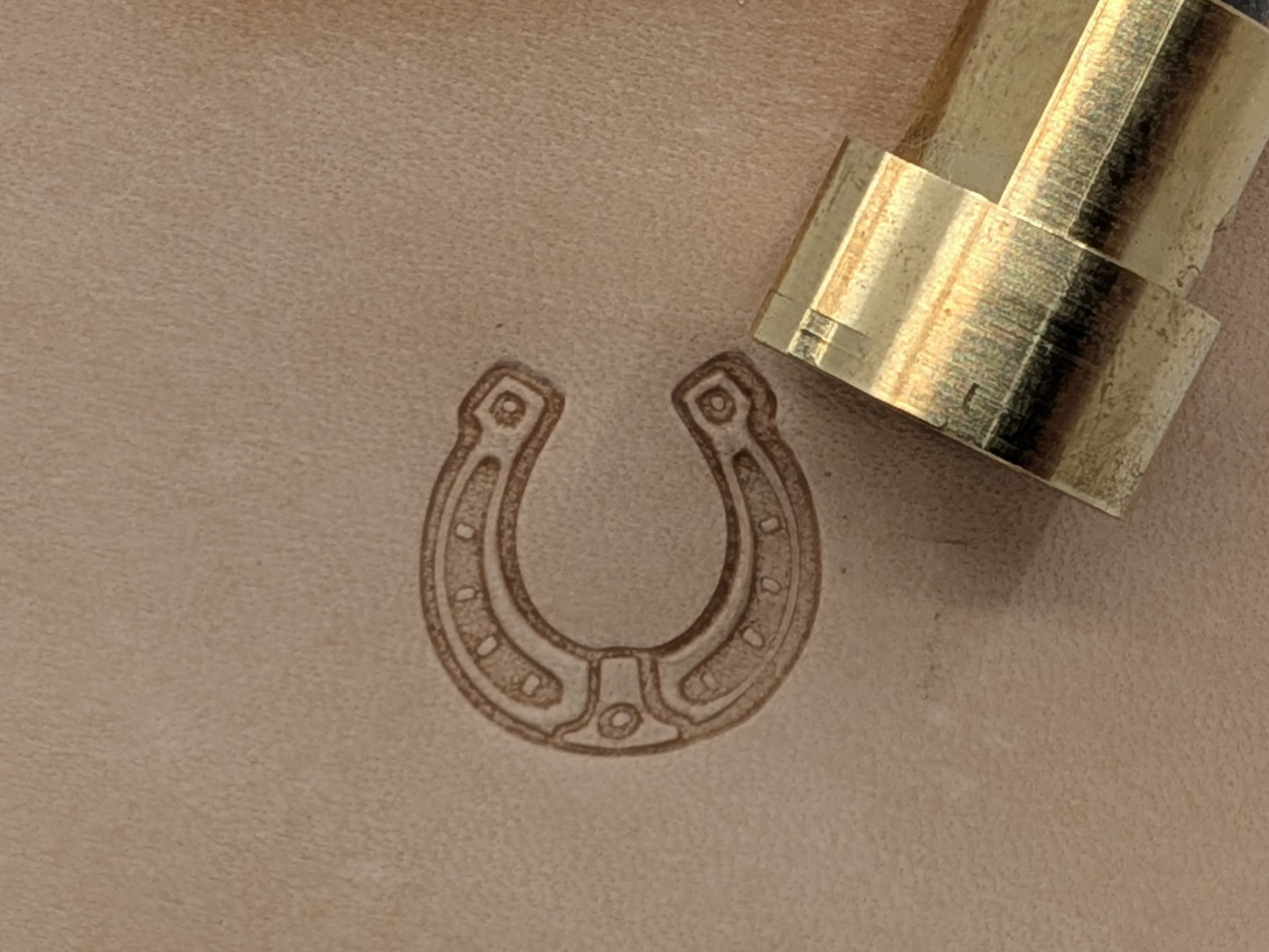 Horse Shoe B359