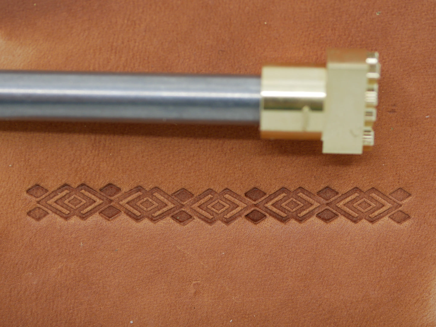 Southwest Diamond Border B315