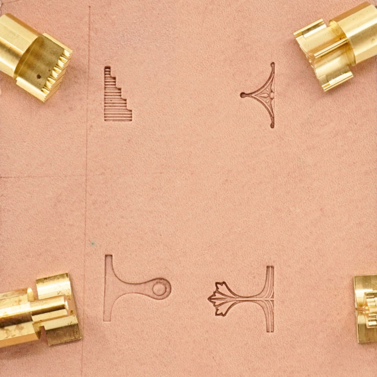 Serpentine Border Sets